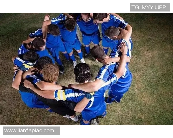 广州足球队团队协作深度解析与其他球队的对比研究