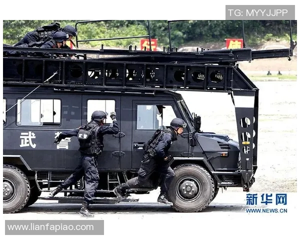 深入分析上海攀岩队边路渗透战术的独特魅力与实战应用