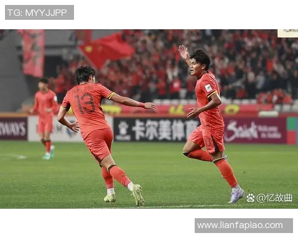 深圳足球队意识争议引发热议球迷与专家观点交锋探讨未来发展方向