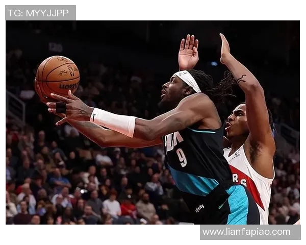 杰拉米格兰特如何在NBA赛场上展现个人魅力与团队价值