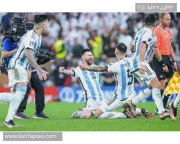 梅西的传奇之路：从阿根廷小镇到全球足球之巅的辉煌历程