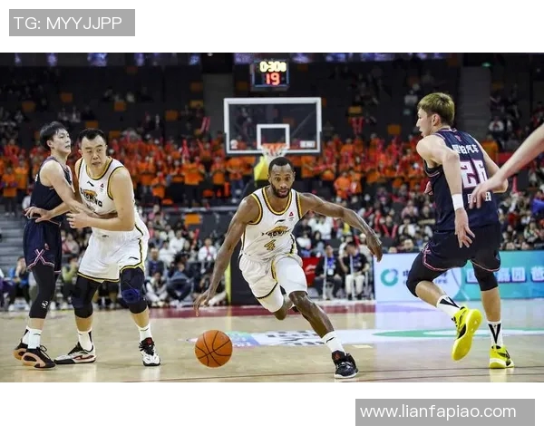 辽宁队迎战喀麦隆强敌对决期待精彩瞬间展现篮球魅力