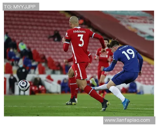 路宾与列治亚的精彩对决揭示了足球战术与团队协作的重要性