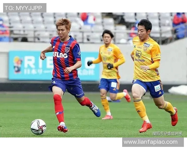 甲府风林与新球队的激烈对决展现足球魅力与团队精神的巅峰较量