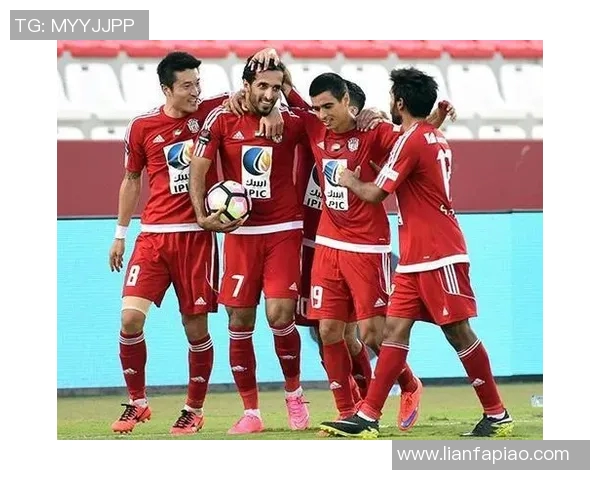 贾兹拉与胡独立的较量揭示了足球战术与团队合作的重要性