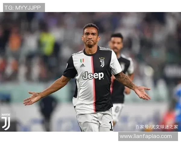 达尼洛的足球之路：从青涩少年到世界舞台的闪耀星辰