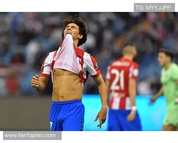 马赛中场对决马德里竞技全力争胜展现球队实力与战术较量