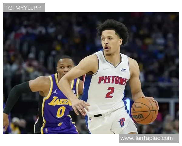 凯德坎宁安:年轻球星如何在NBA赛场上崭露头角与成长之路 凯德坎宁安:年轻球星如何在NBA赛场上崭露头角与成长之路